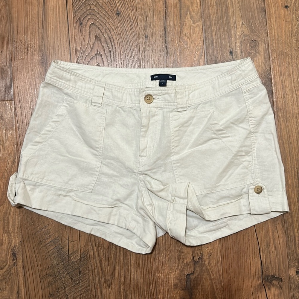 Gap khaki linen shorts - size 4